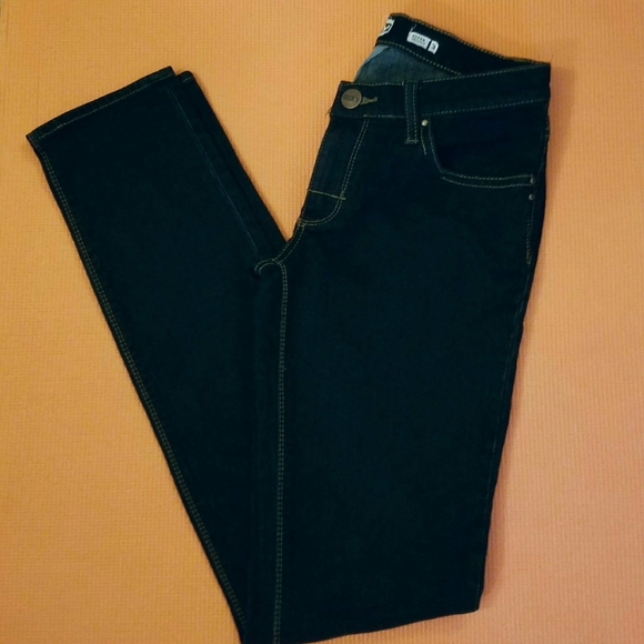 Roxy Dreamer Dark Wash Skinnies - Picture 2 of 4